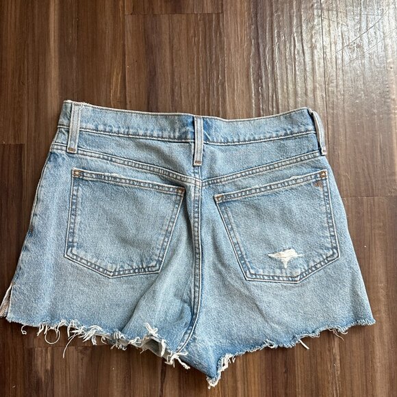 NWOT Madewell Relaxed Denim Shorts in Madera Wash 26 - Picture 4 of 5